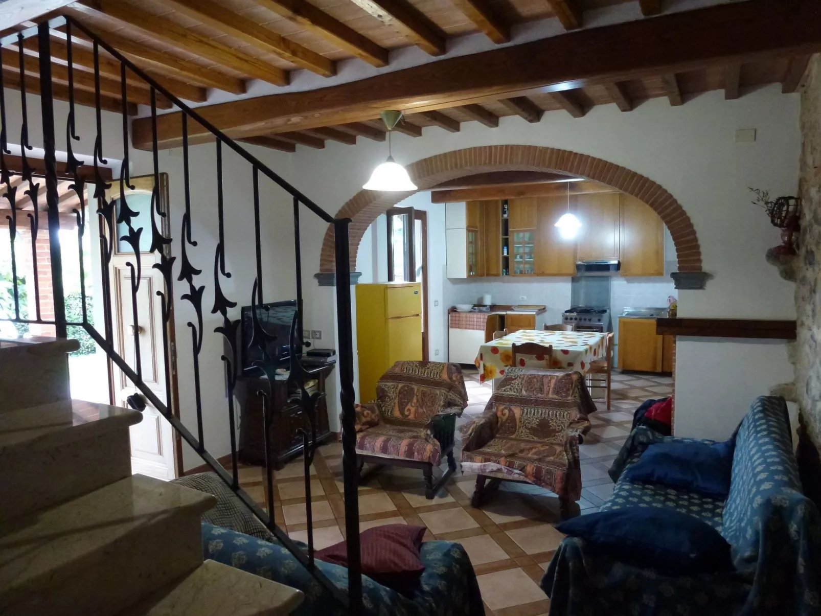 Rustico mit schönem Garten.-Image-tags.info