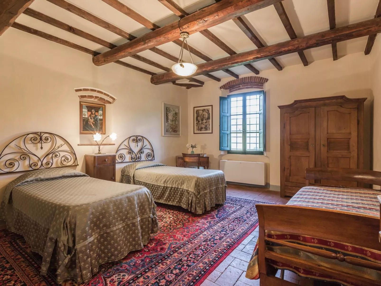 Ferienvilla "Roncovisi" mit Infinity-Pool-Binnen