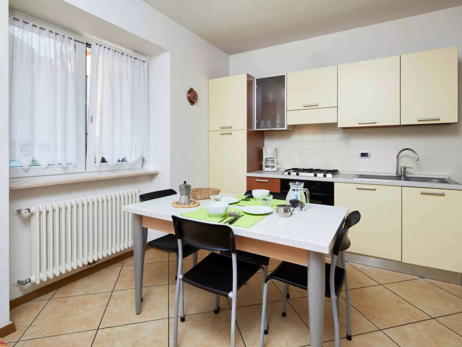 Komfort-Apartment mit Balkon BV1-Image-tags.info