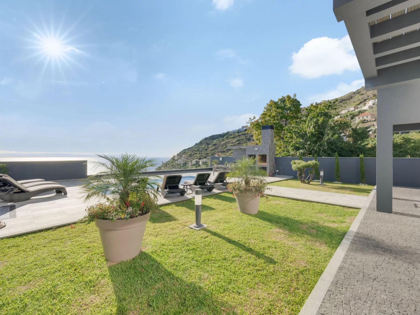 Ferienvilla 'Coco Tangalla'-Image-tags.info