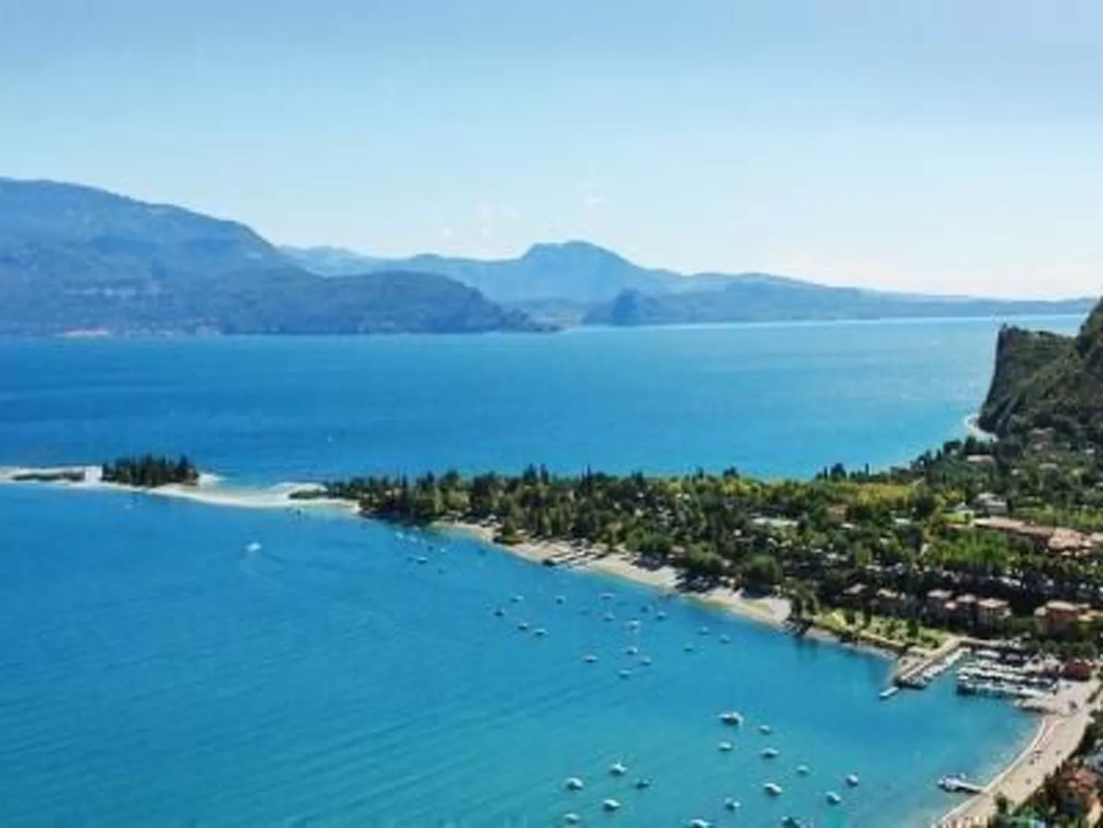 Heliopolis' Wohnung mit Dachterrasse-Buiten