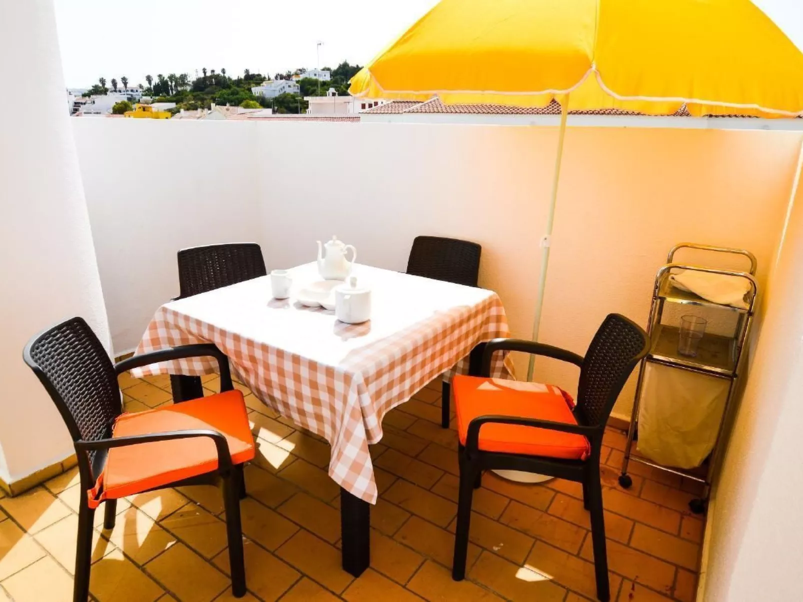 Charmante Wohnung im Zentrum Strand Carvoeiro-Image-tags.info