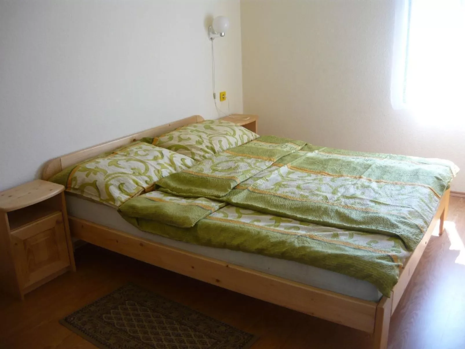 Mit möblierter Terrasse-Binnen