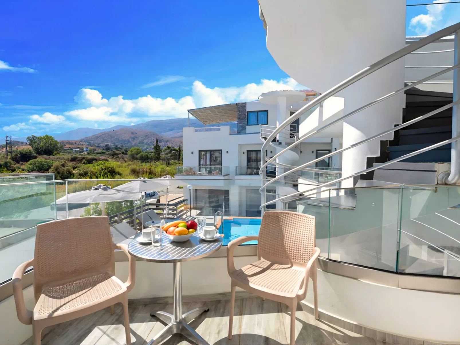 Pnoe Beachside Suite-Image-tags.info