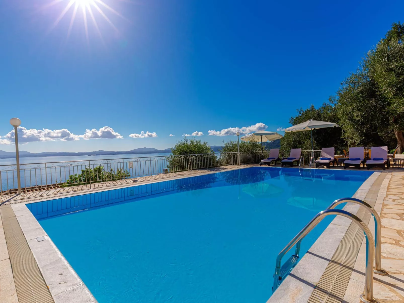 "Villa Nafsika"-Buiten