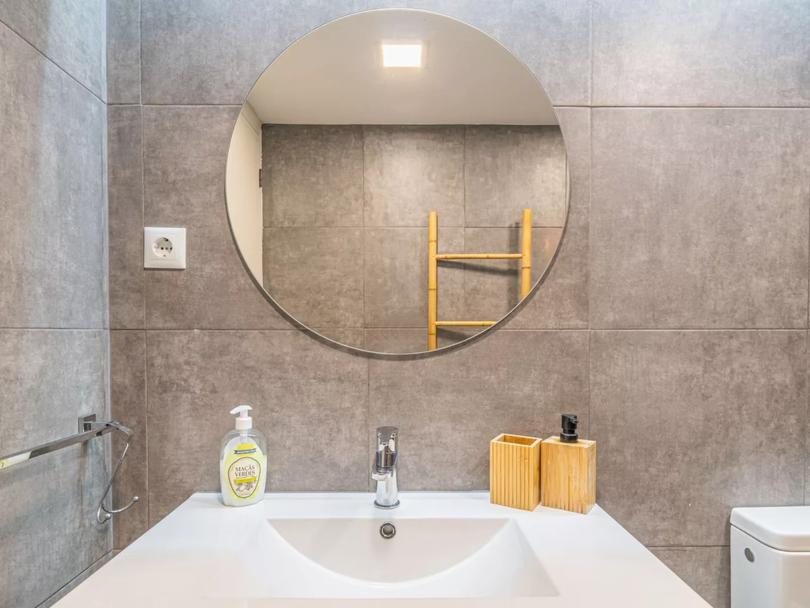 Wohnung 81 im charmanten Funchal mit AC, WiFi-Image-tags.info