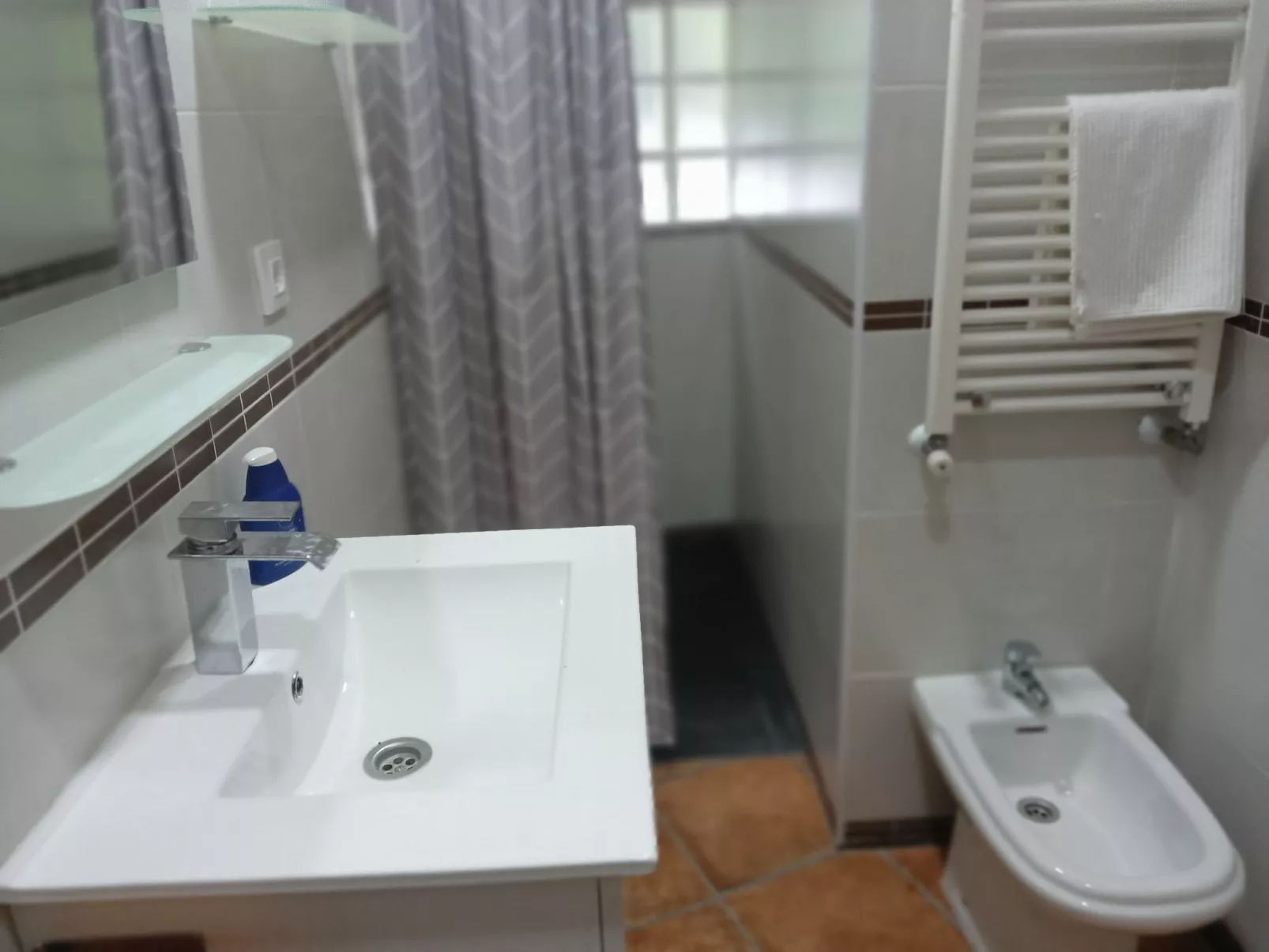 Haus für zwei Personen mit privatem Pool in den Bergen.-Image-tags.info