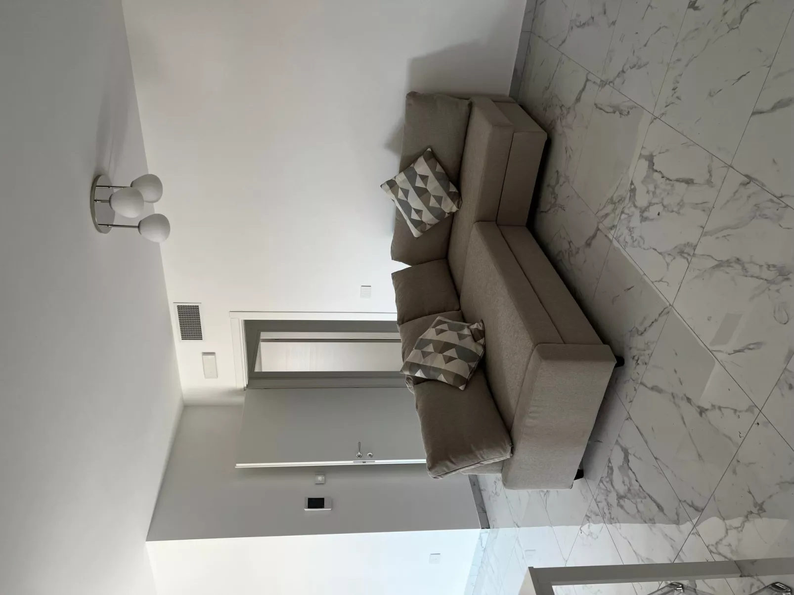 Portoammare' Wohnung mit Balkon - Binnen