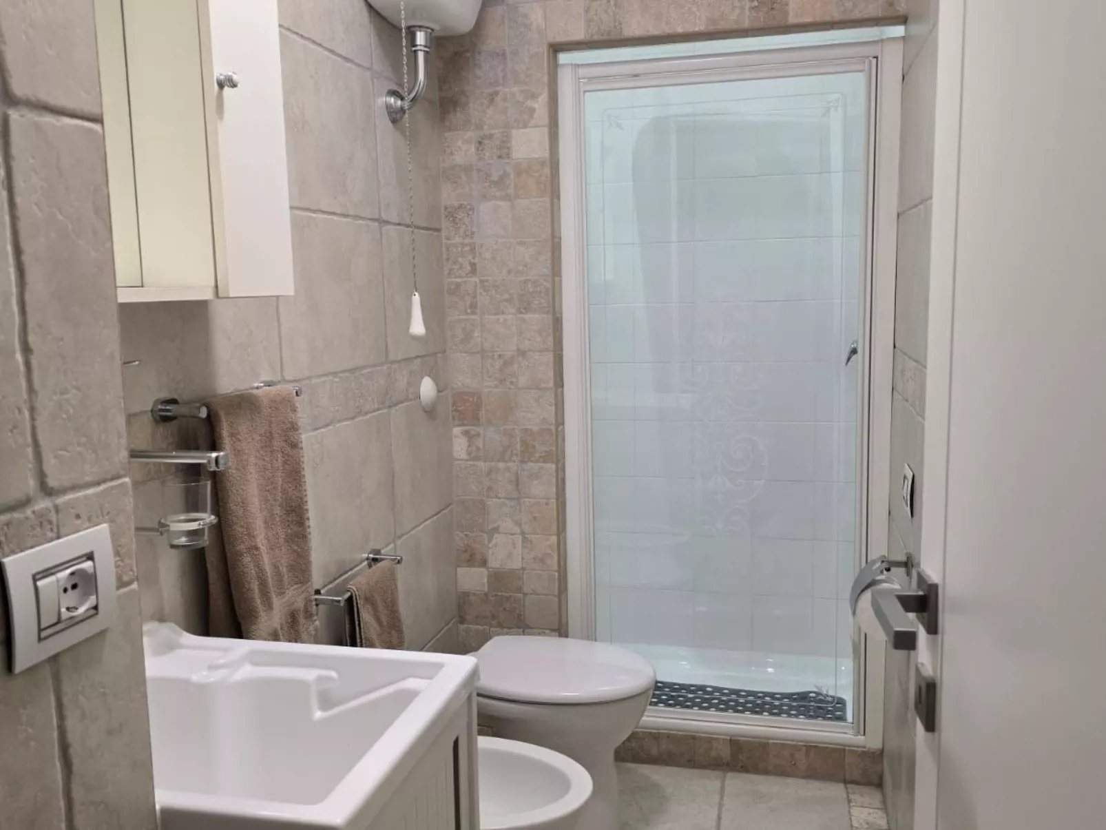 Miky's Home mit Patio und Veranda mit Innenhof-Image-tags.info