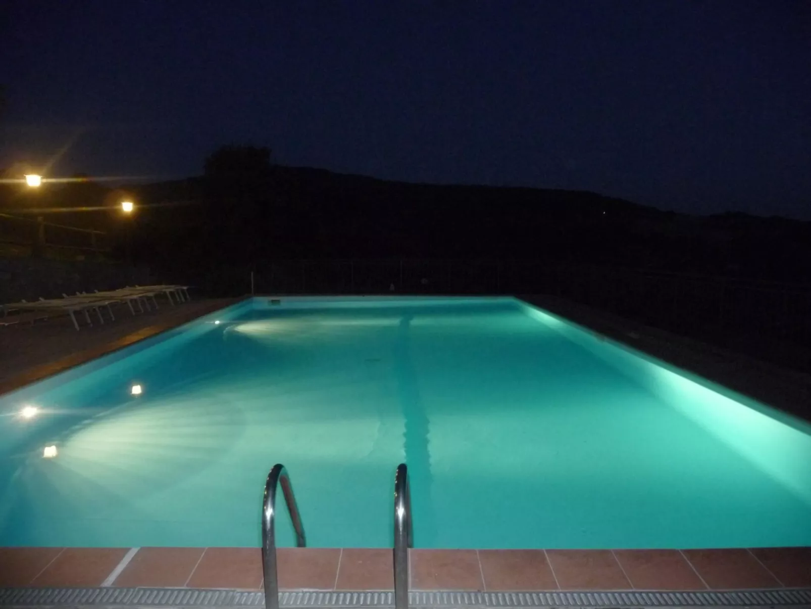 Magnolienhaus mit Pool zwischen Florenz und Arez-Buiten