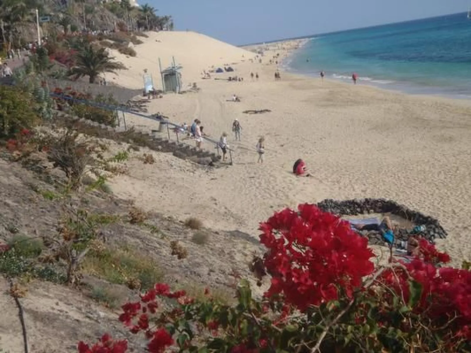 Schöne Wohnung mit Sonnenterrasse und Meerblick-Image-tags.info