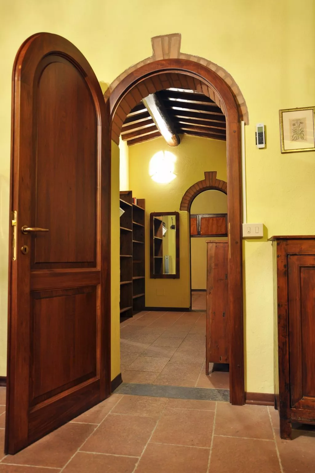 Pfirsichhaus mit Schwimmbad, Jacuzzi und privatem Garten-Binnen