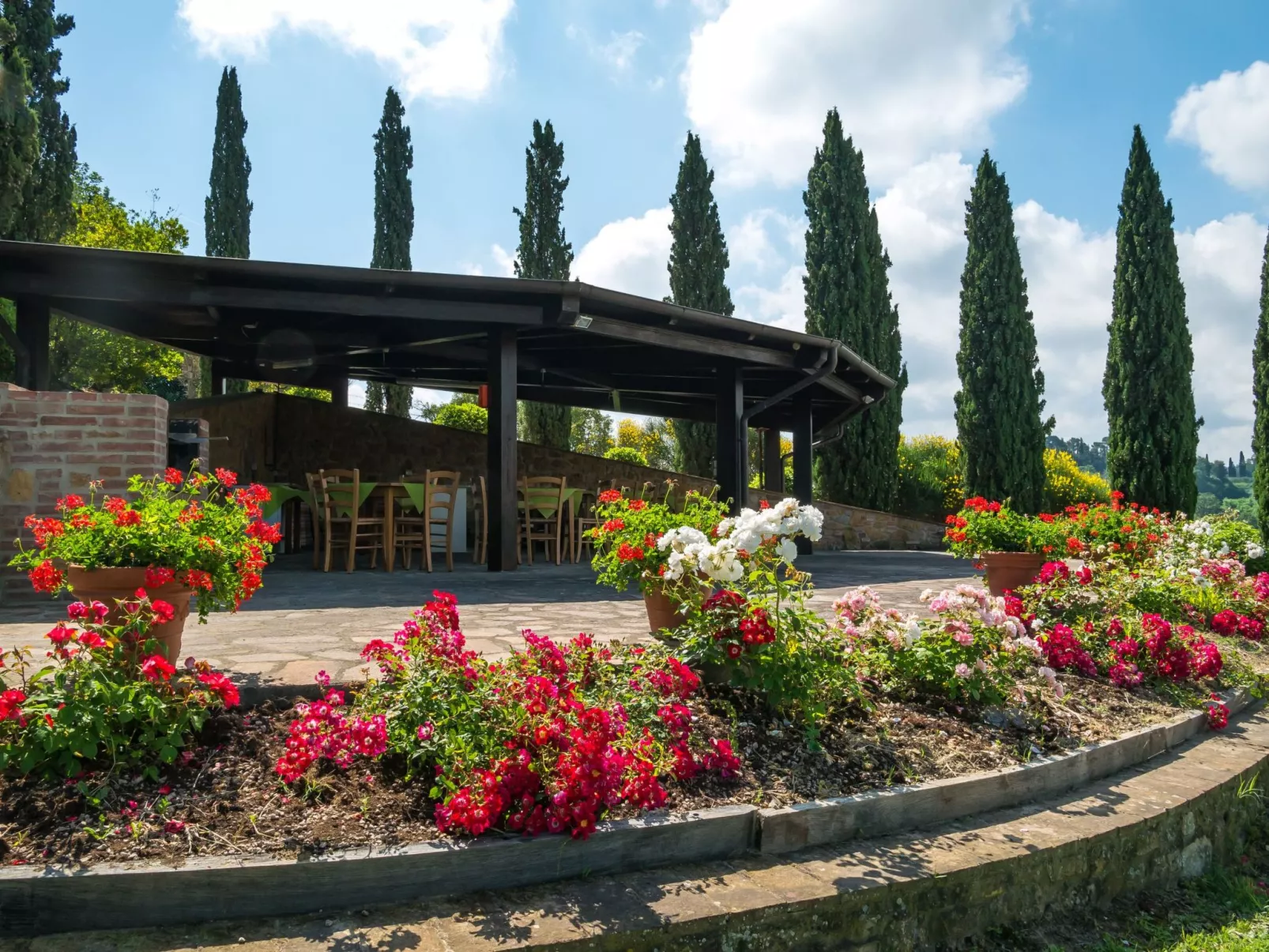 Vier-Zimmer-Wohnung Borgo Collelungo 2 Bäder, erster Stock-Buiten