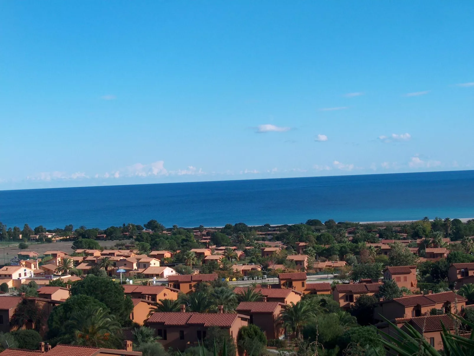 Gemütliche Zwei-Zimmer-Ferienwohnung Susy-Buiten