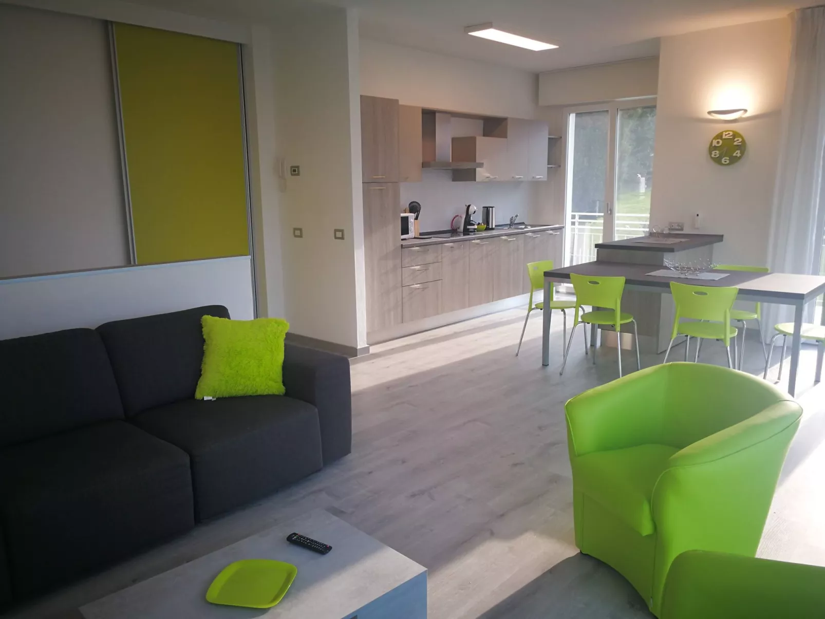 Freistehendes Einzelhaus-Binnen