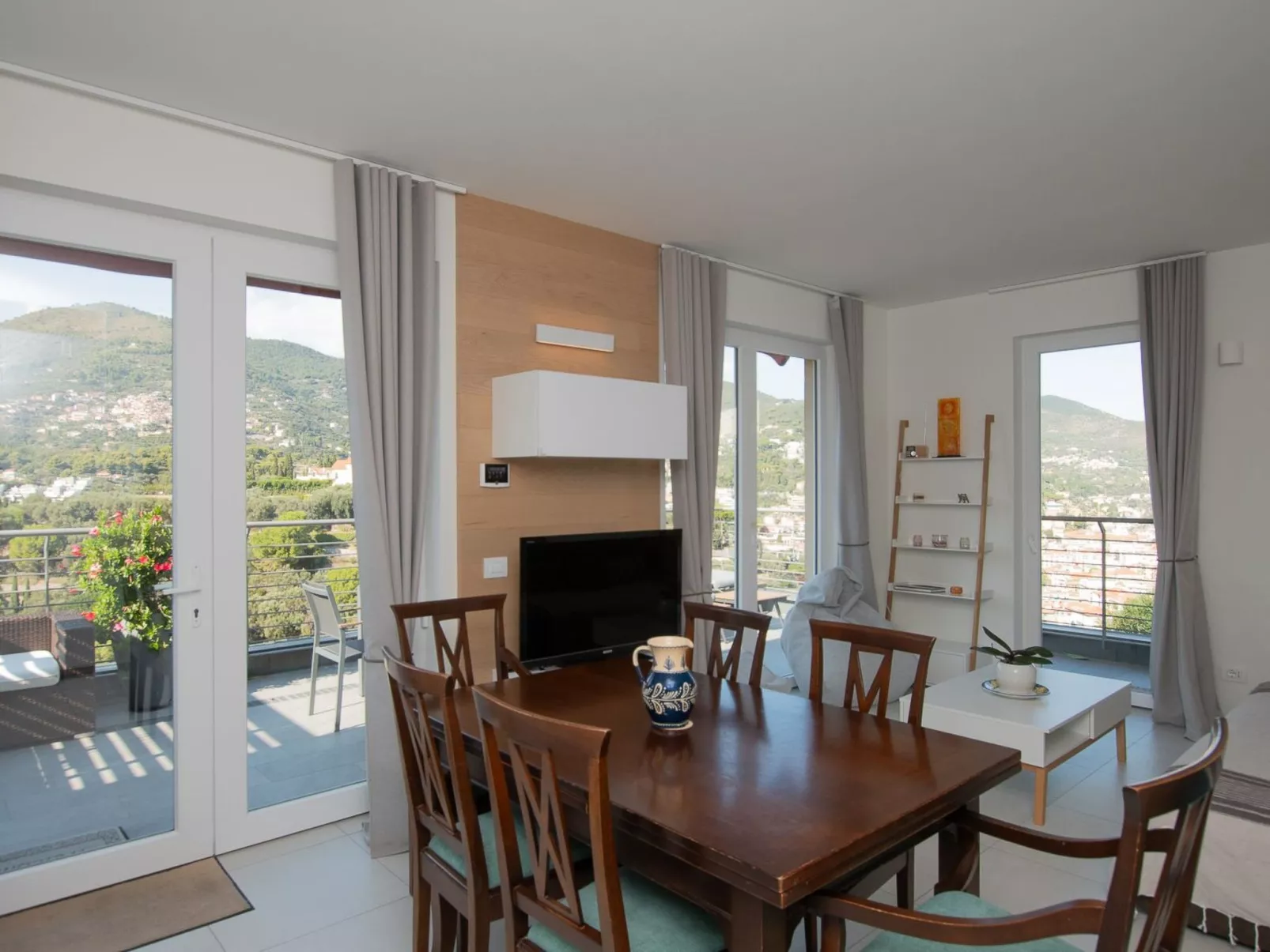 Luce Di Mare Wohnung - Binnen