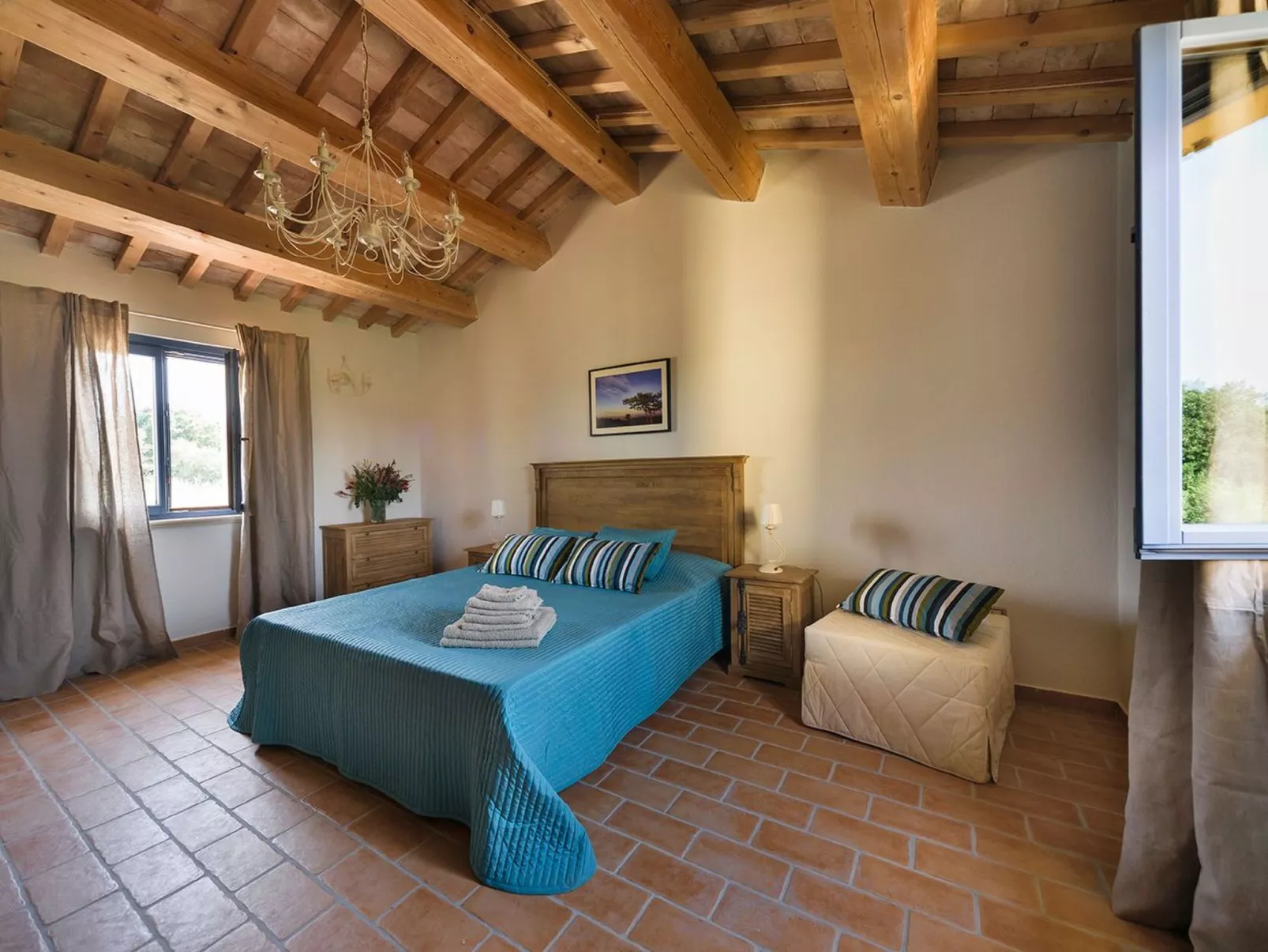 Villa Elettra Marcheholiday-Binnen