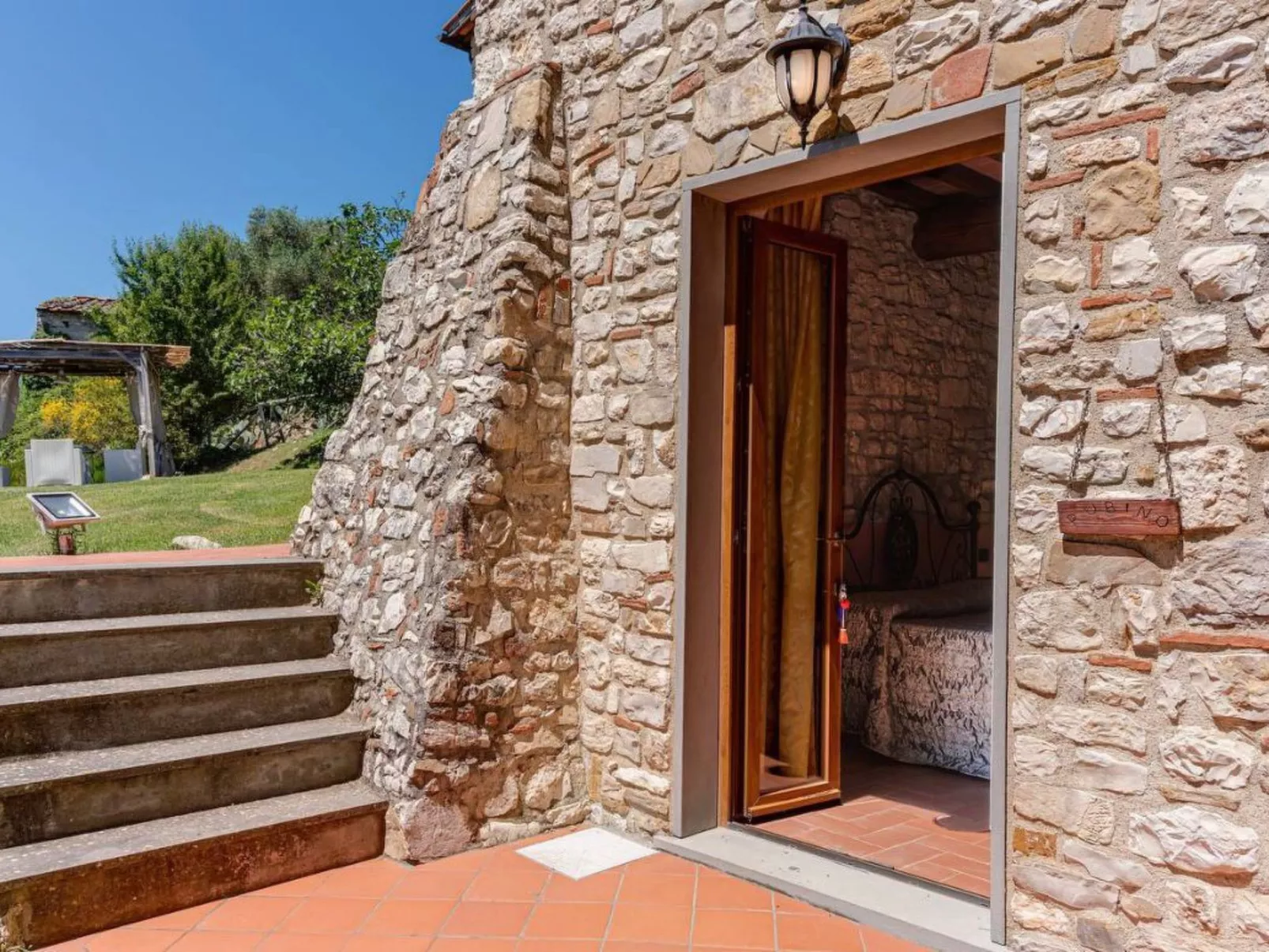 Villa Silvia-Image-tags.info