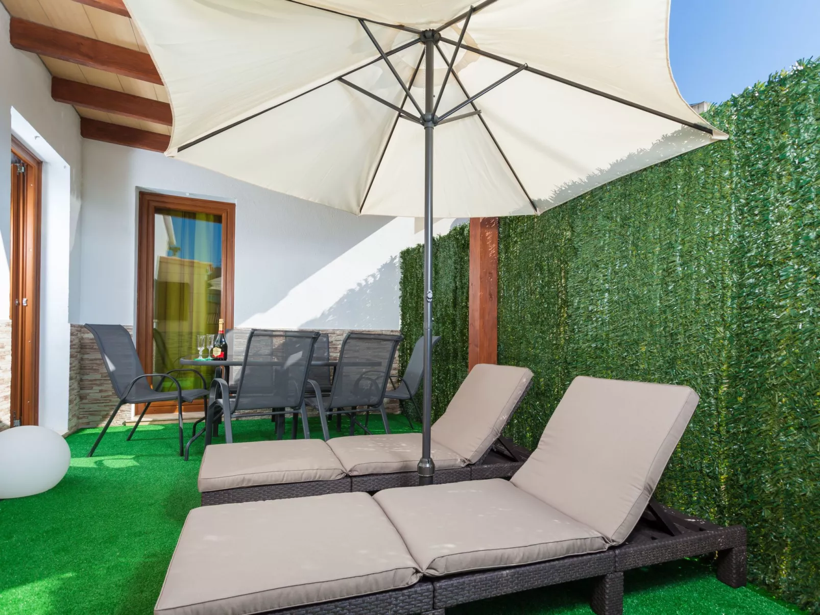 Mafloras Luxus und Strand Appartement-Buiten