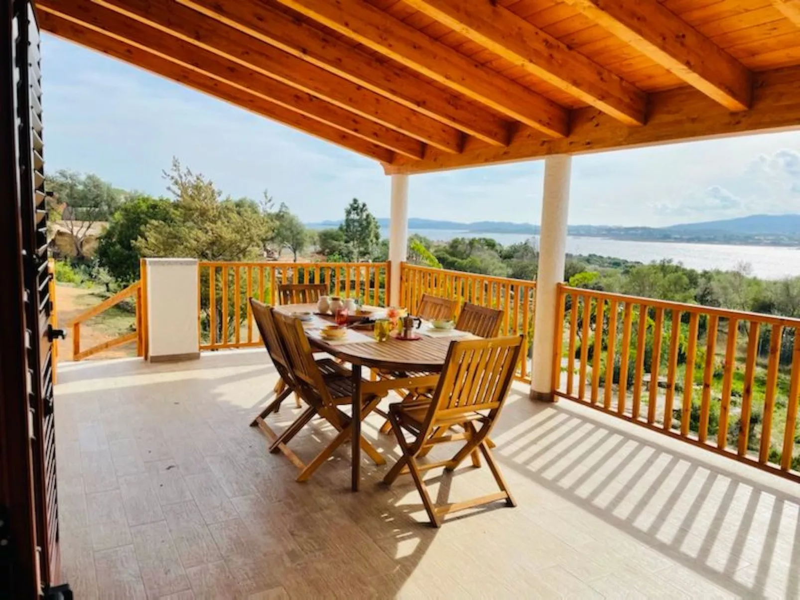 'Villa Ancora' in Strandnähe-Buiten