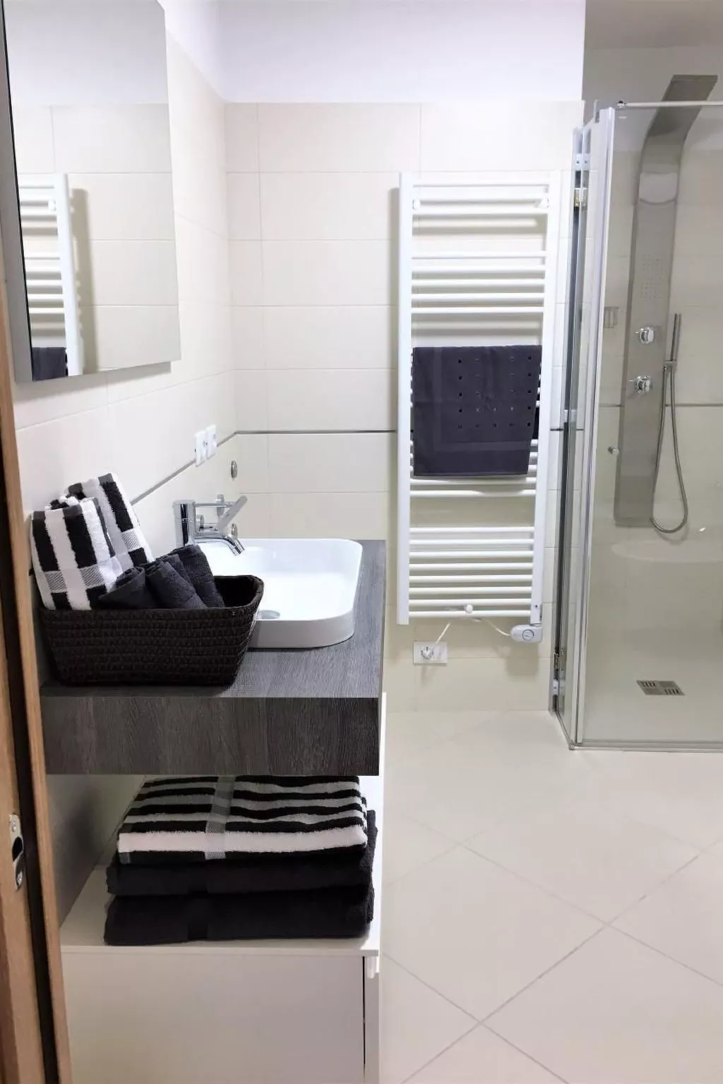 'Bella Vacanza 2 - Image-tags.info