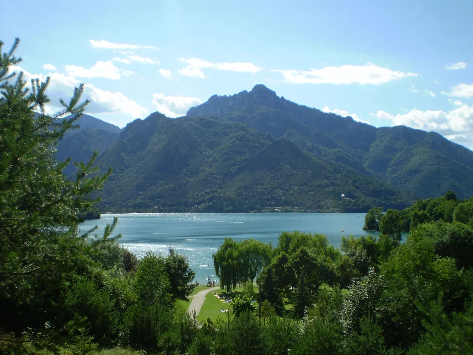 Wohnung mit Pool in der Nähe des Sees-Buiten