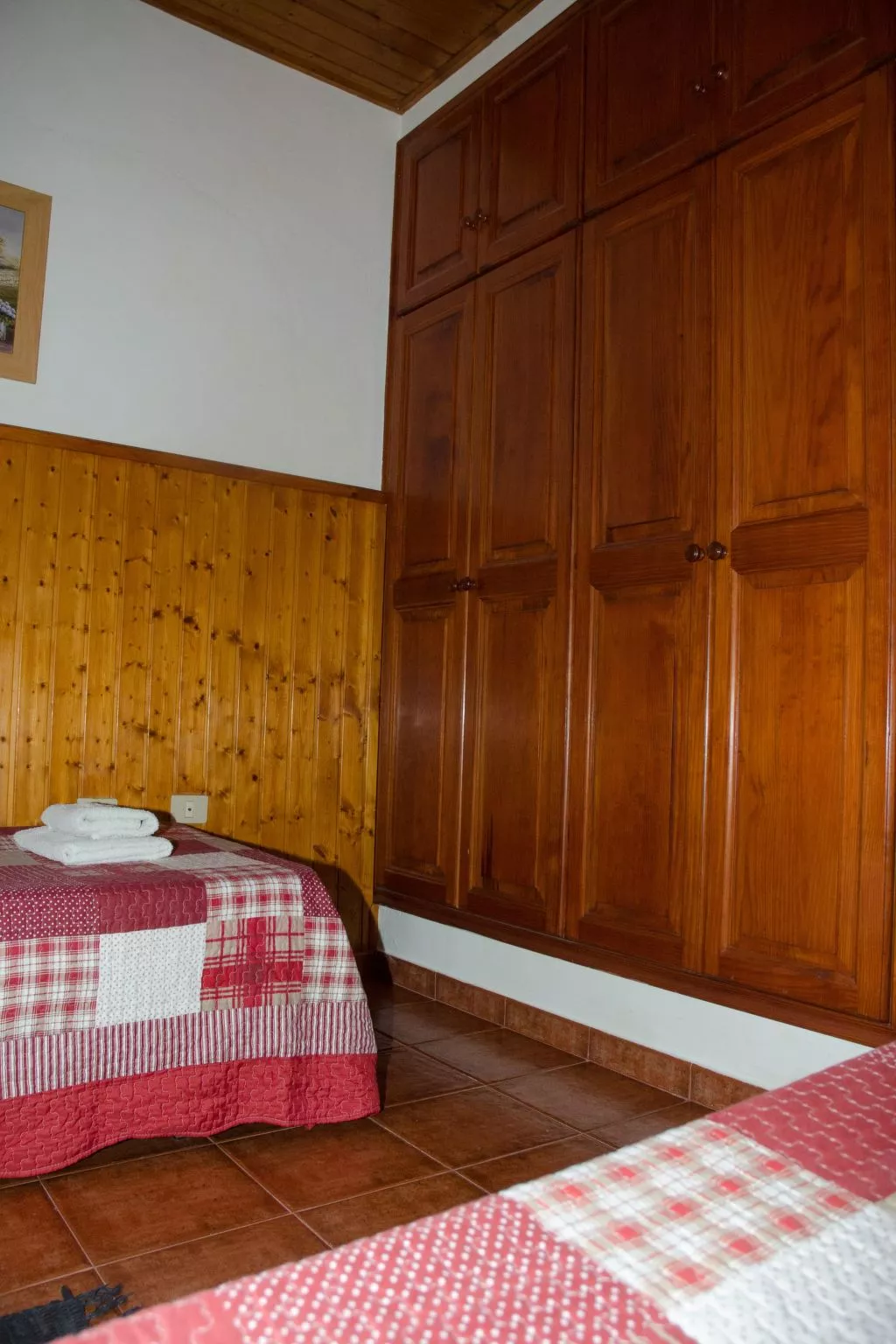 Ländliches Haus mit herrlichem Blick auf das Meer und das Tal.-Image-tags.info