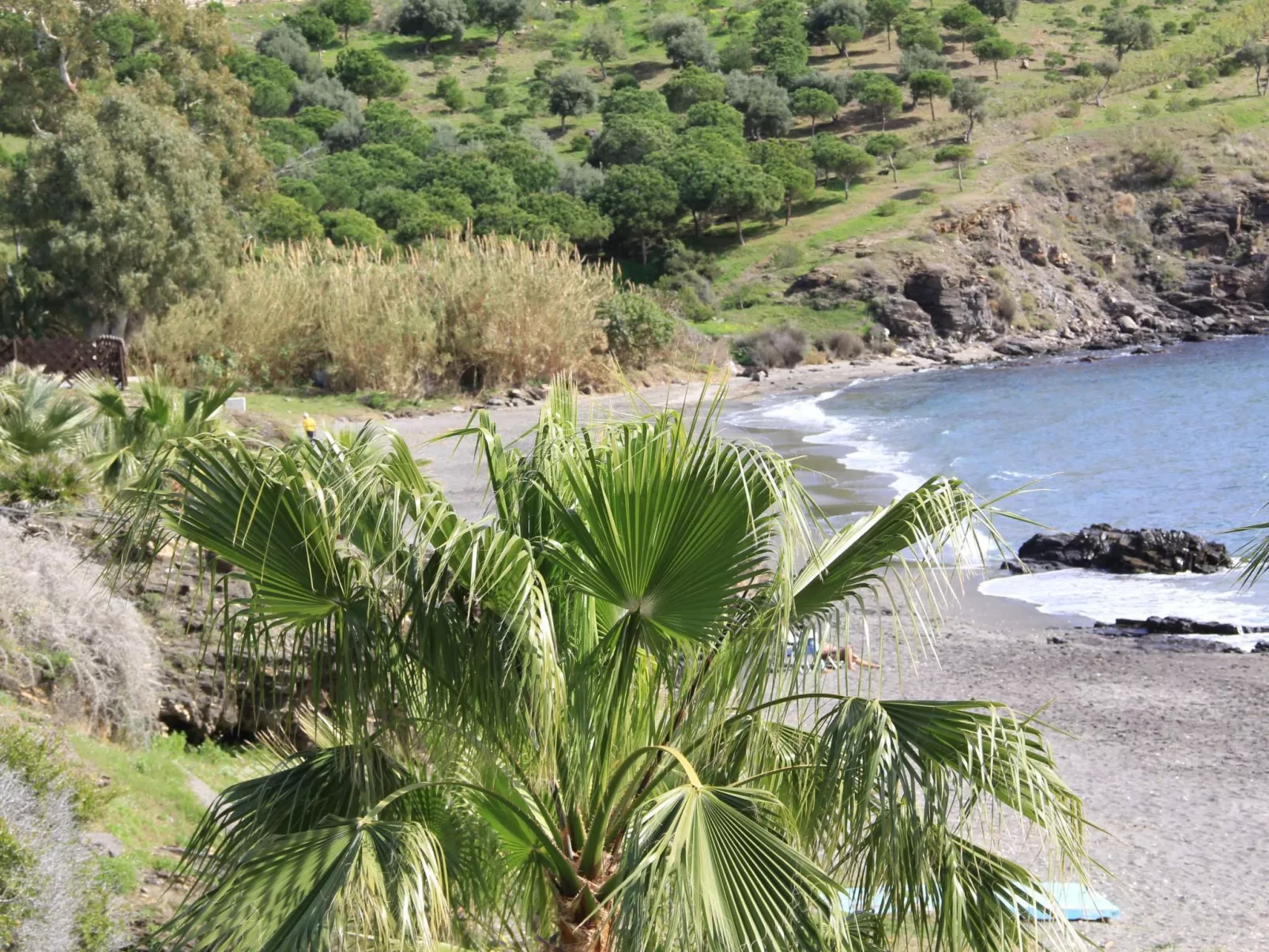 Mit Terrasse, Pool und Garten-Buiten