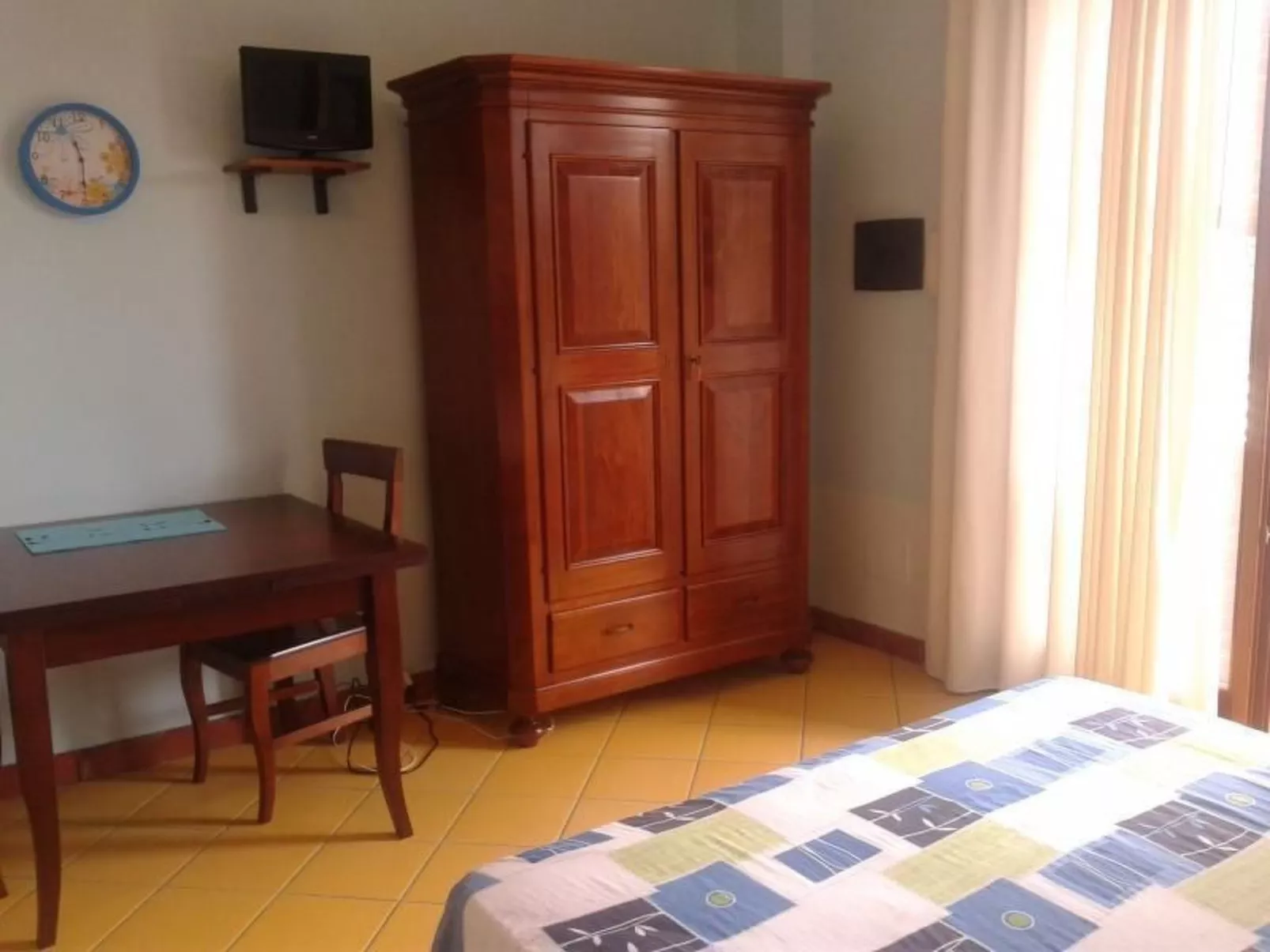 Einzimmerwohnung mit Terrasse-Binnen