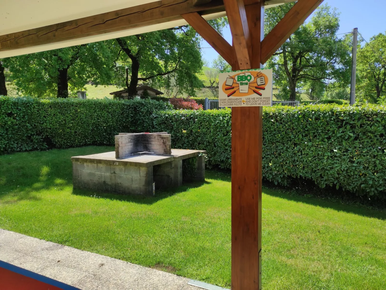 Wohnung in Costermano mit privatem Parkplatz-Buiten