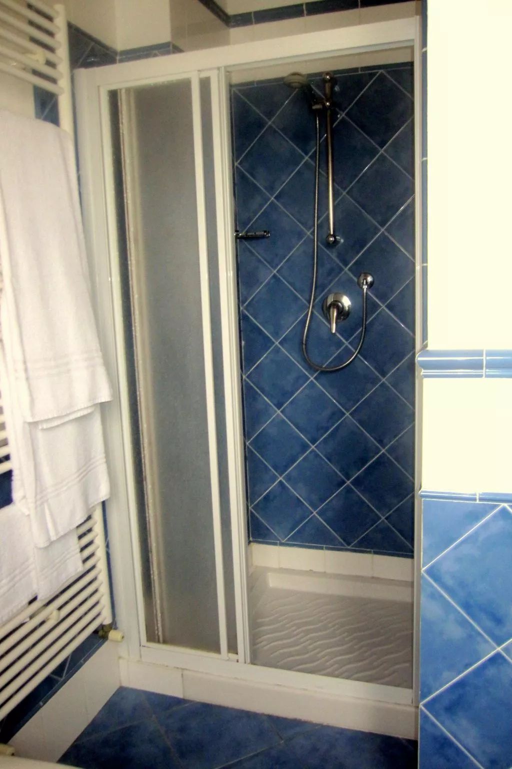 Anwesen mit Gemeinschaftspool-Binnen