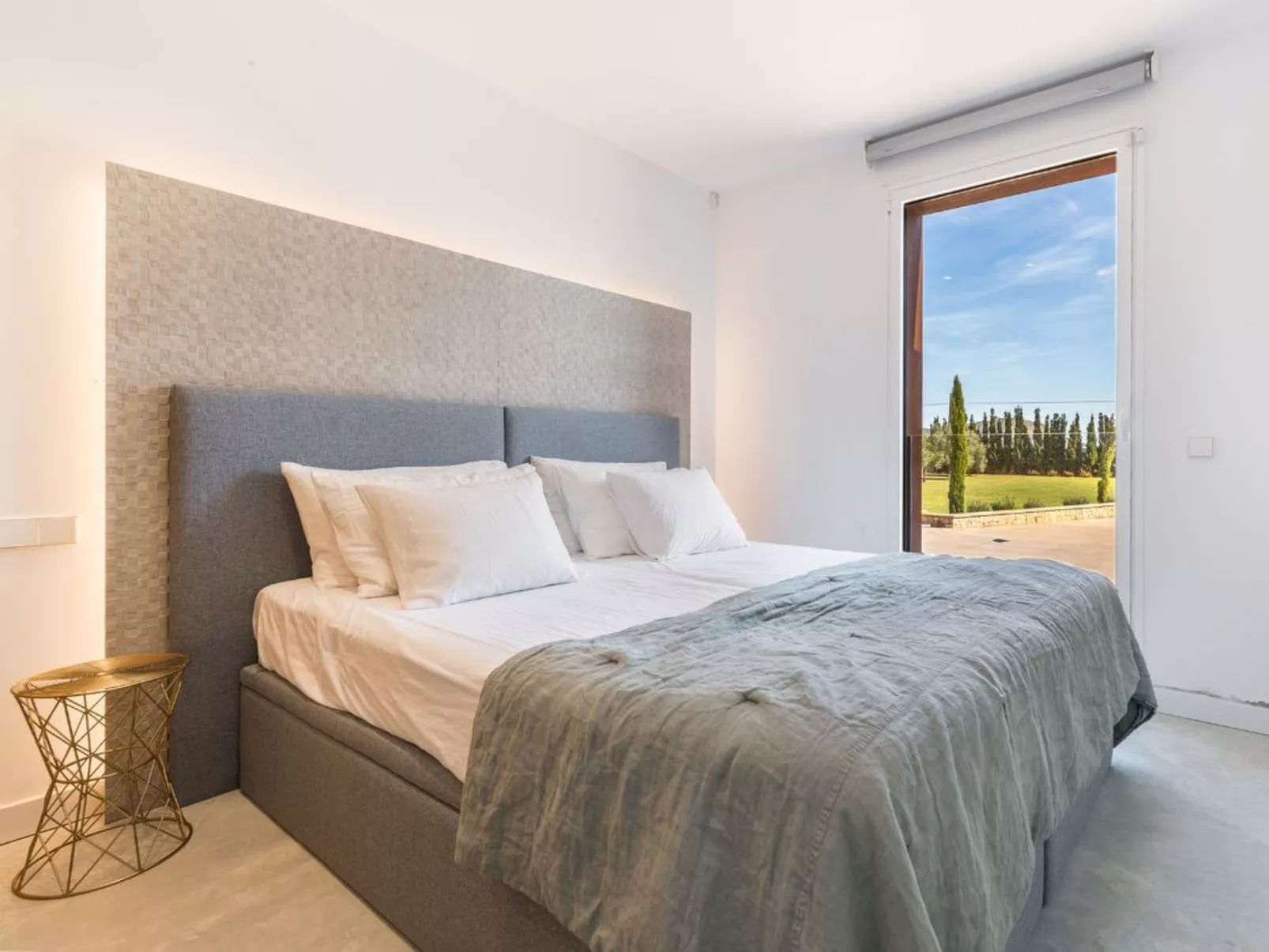 Luxuriöse Villa mit beheiztem Pool für 8 Personen-Image-tags.info