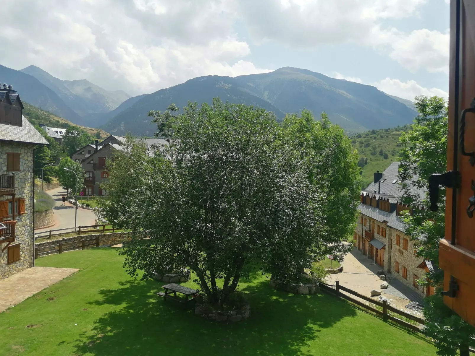 Geräumige Maisonette mit Kamin Isard 2 Vall de Boí-Buiten