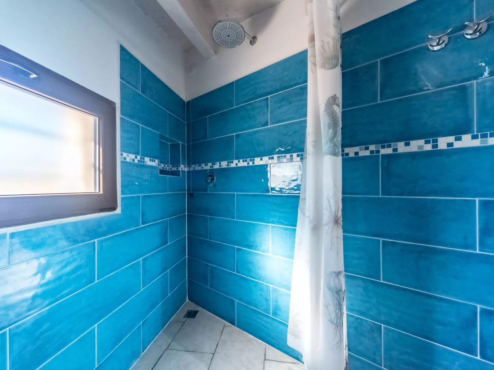 Schöne moderne Villa mit privatem Pool.-Image-tags.info