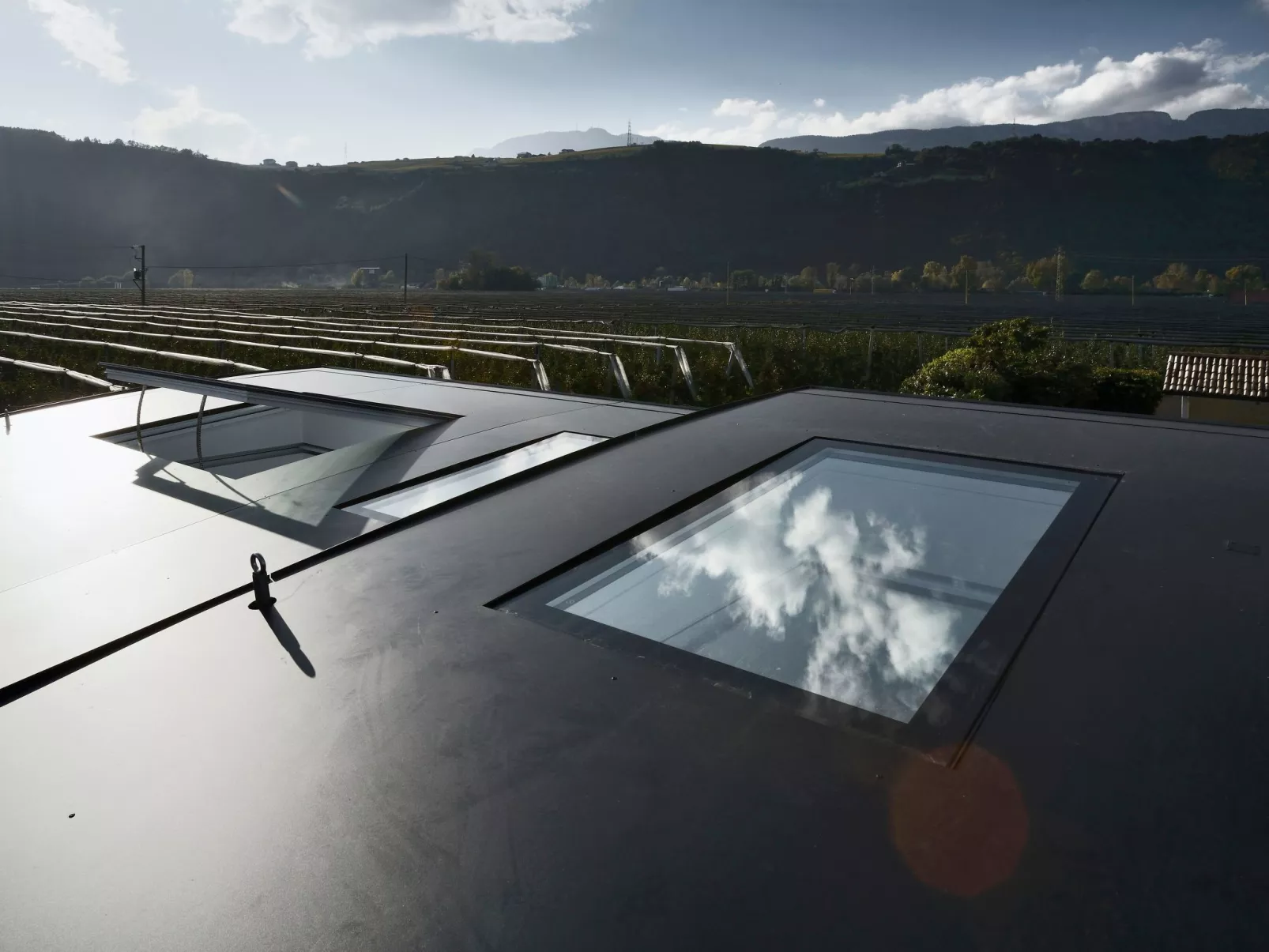 Mirror House Nord-Buiten