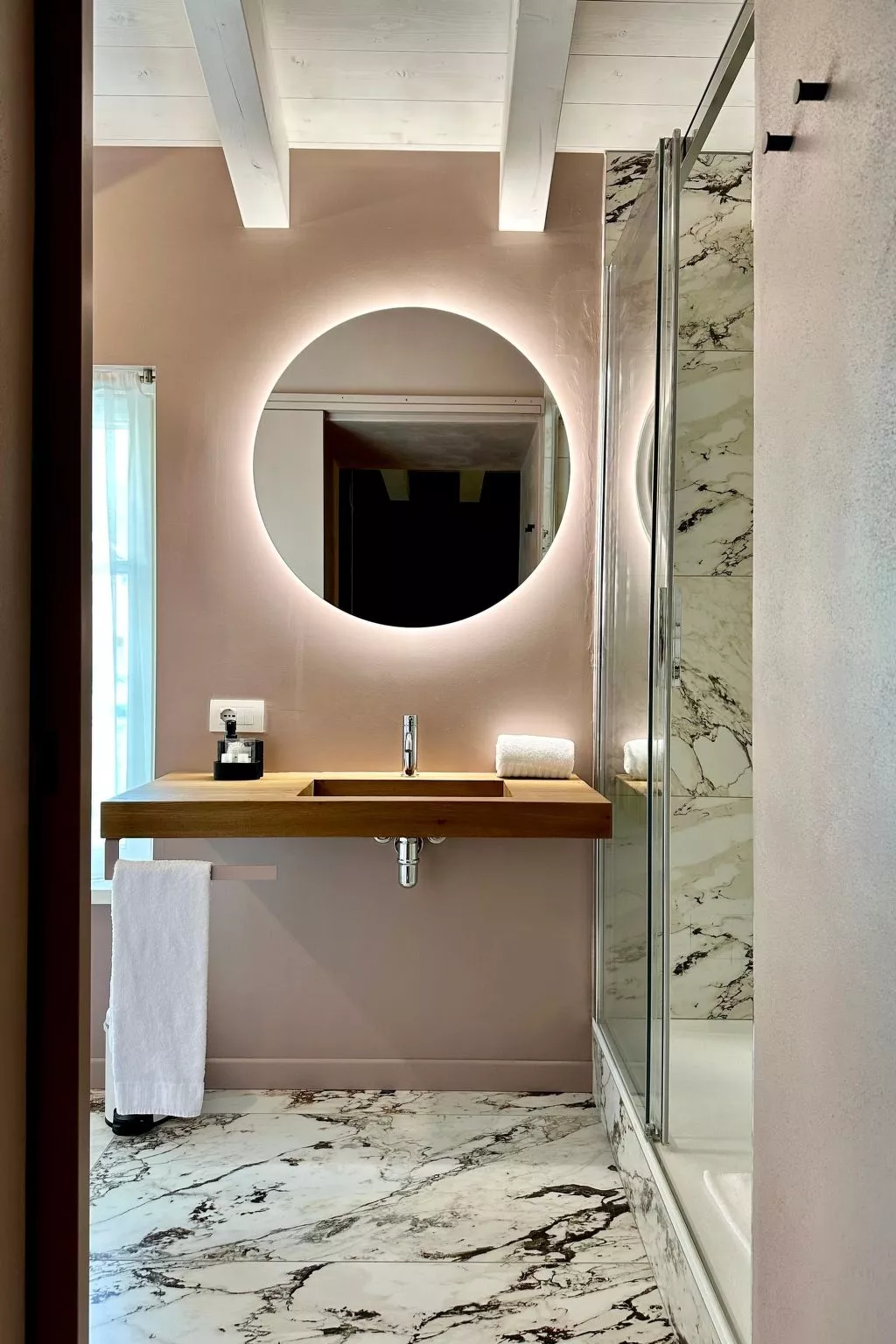 Wohnung 'App Superior' mit privatem Jacuzzi-Binnen