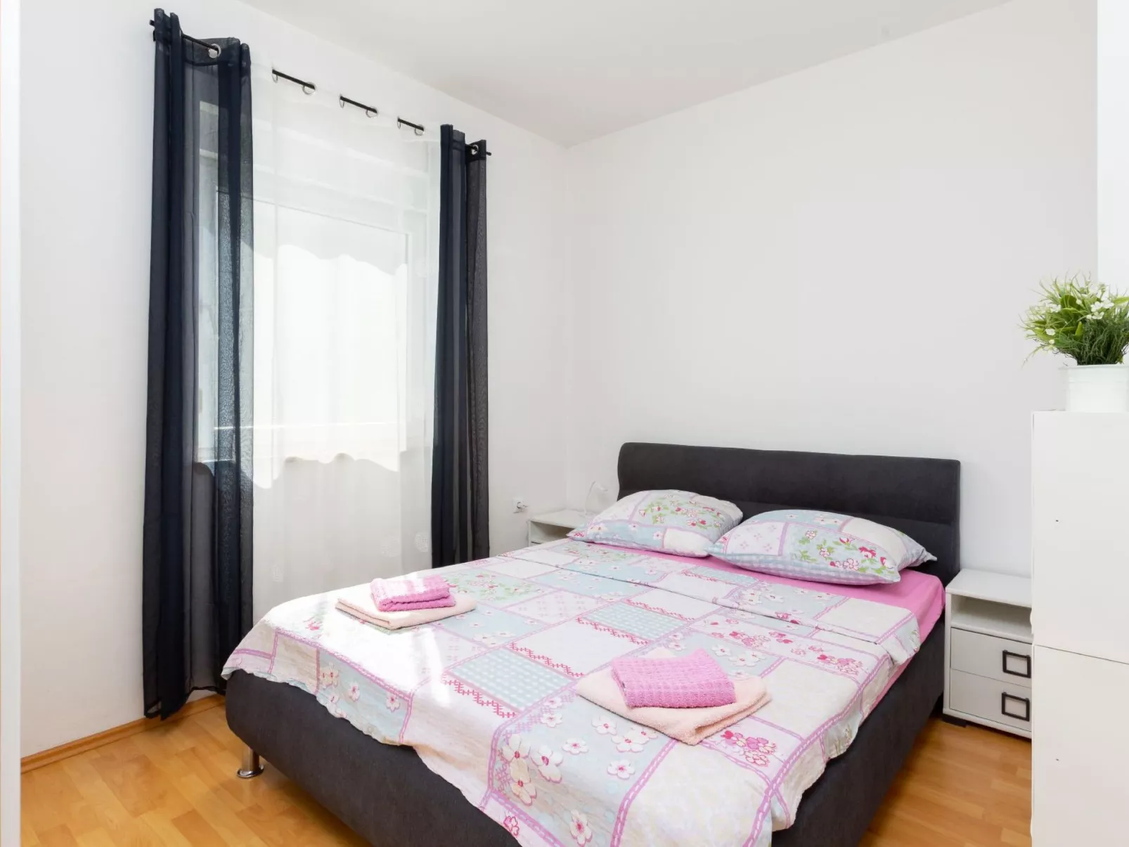 "Davorin" mit Balkon-Binnen