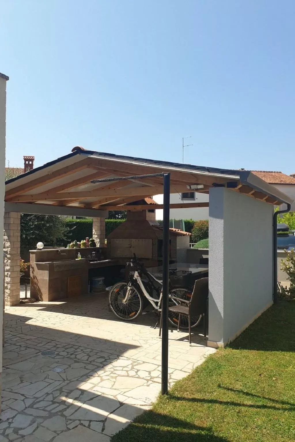 Wohnung "First" mit Terrasse-Buiten