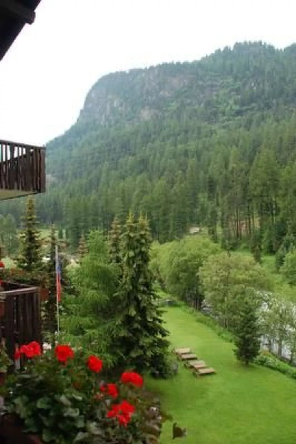 Chesa La Furia Dach Whg 45m2-Image-tags.info