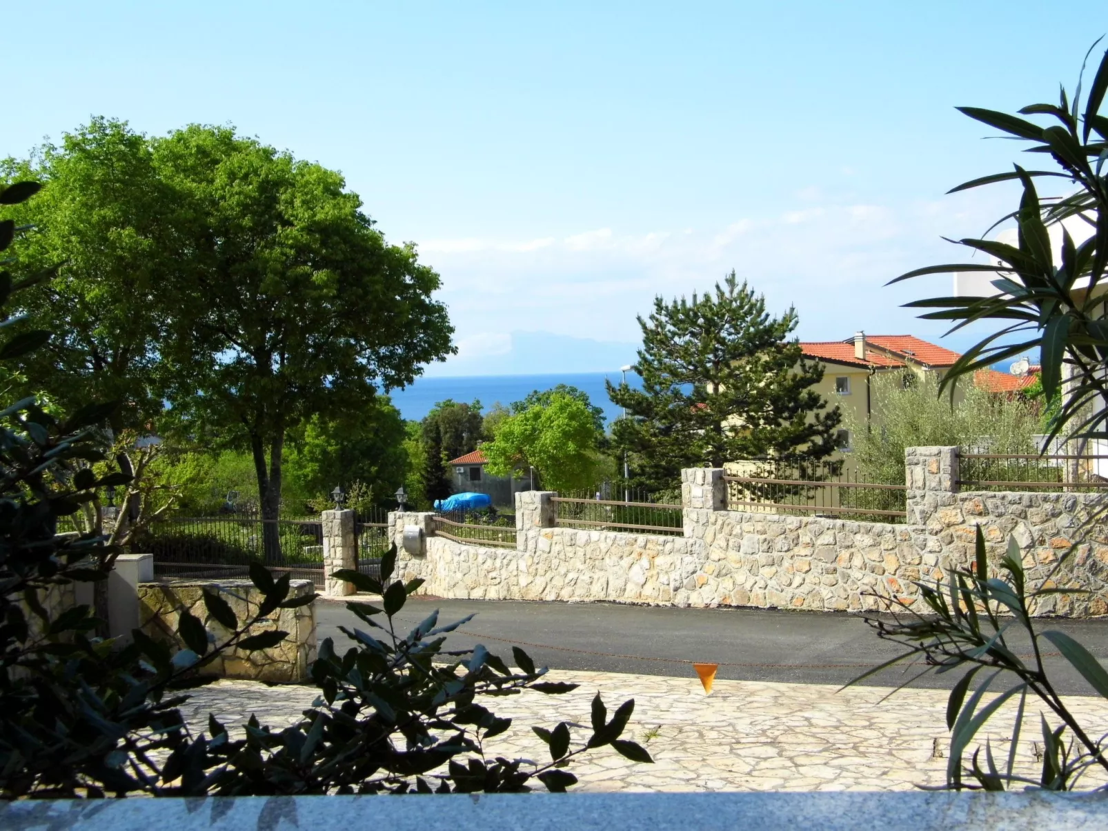 Schöne, komfortable und voll ausgestattete Wohnung-Buiten