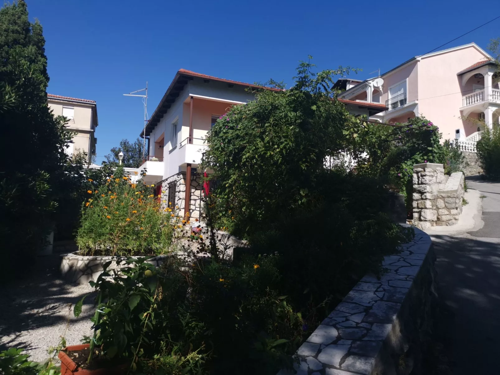 Wohnung für 7 Personen, 100m vom Strand-Buiten