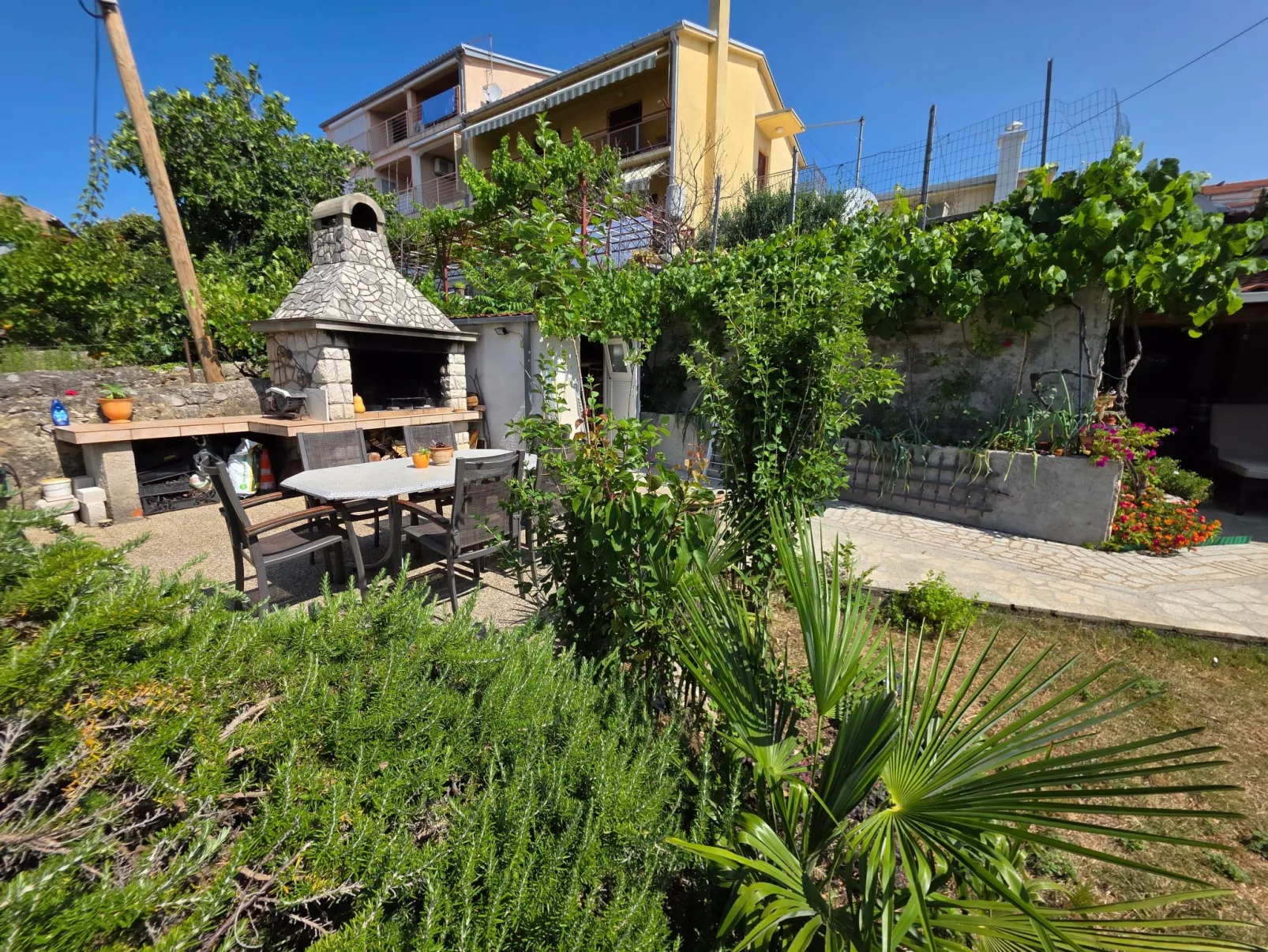 Wohnung für 4 Personen mit Terrasse-Buiten