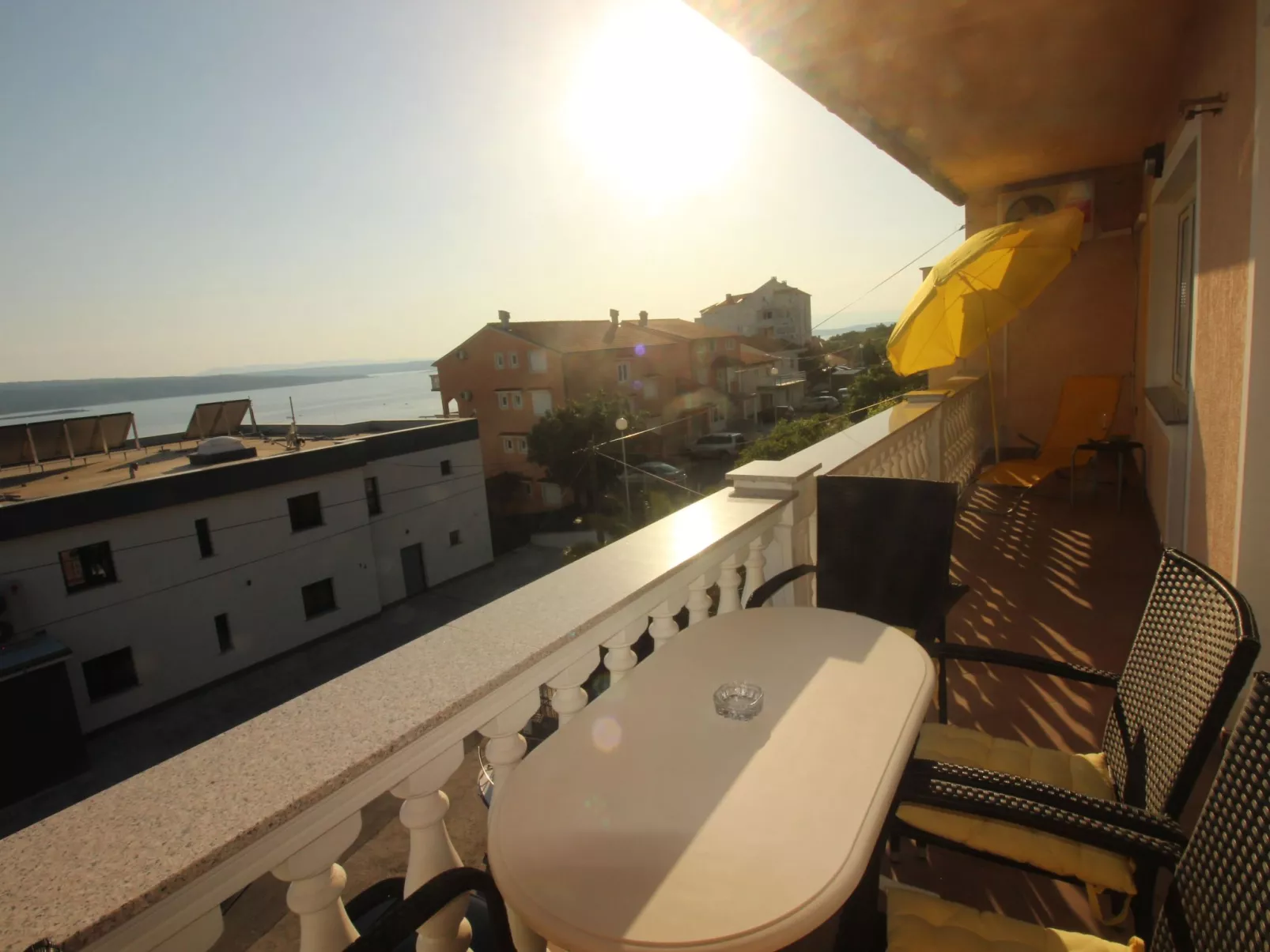 Wohnung "Martina" mit Terrasse-Buiten