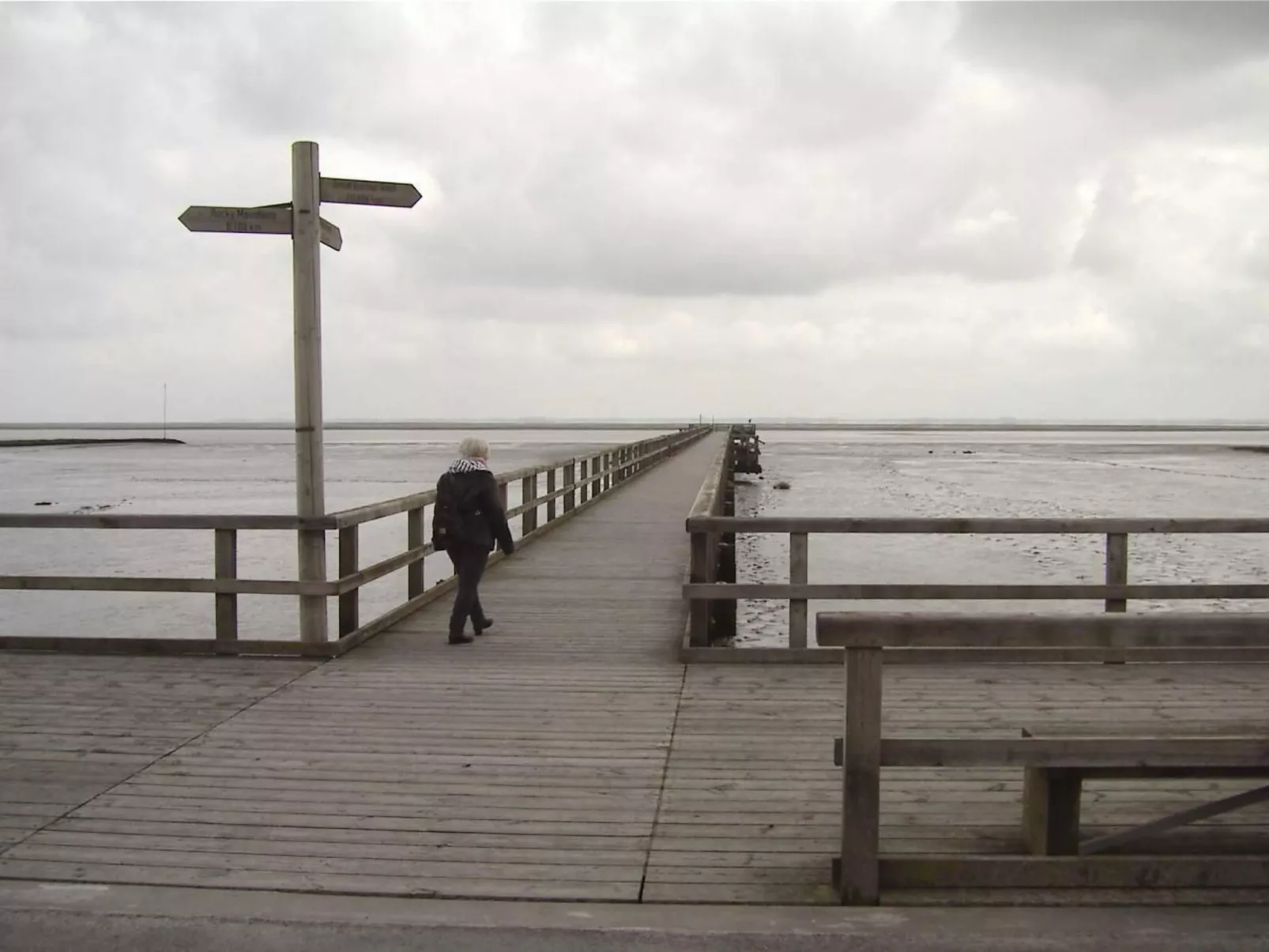 In Burhave mit Terrasse und Grill-Buiten