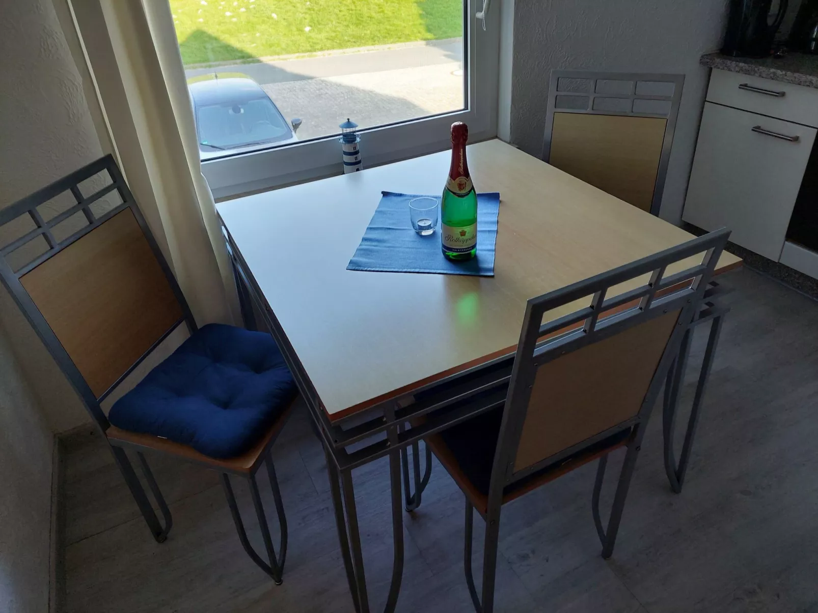 Mastkorb mit Grill und Garten-Binnen