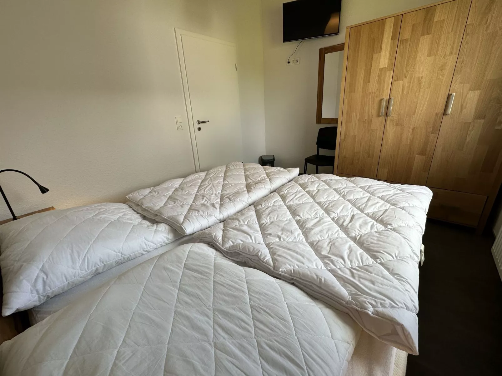 G6 Freistehendes Haus mit Garten und Wallbox-Binnen