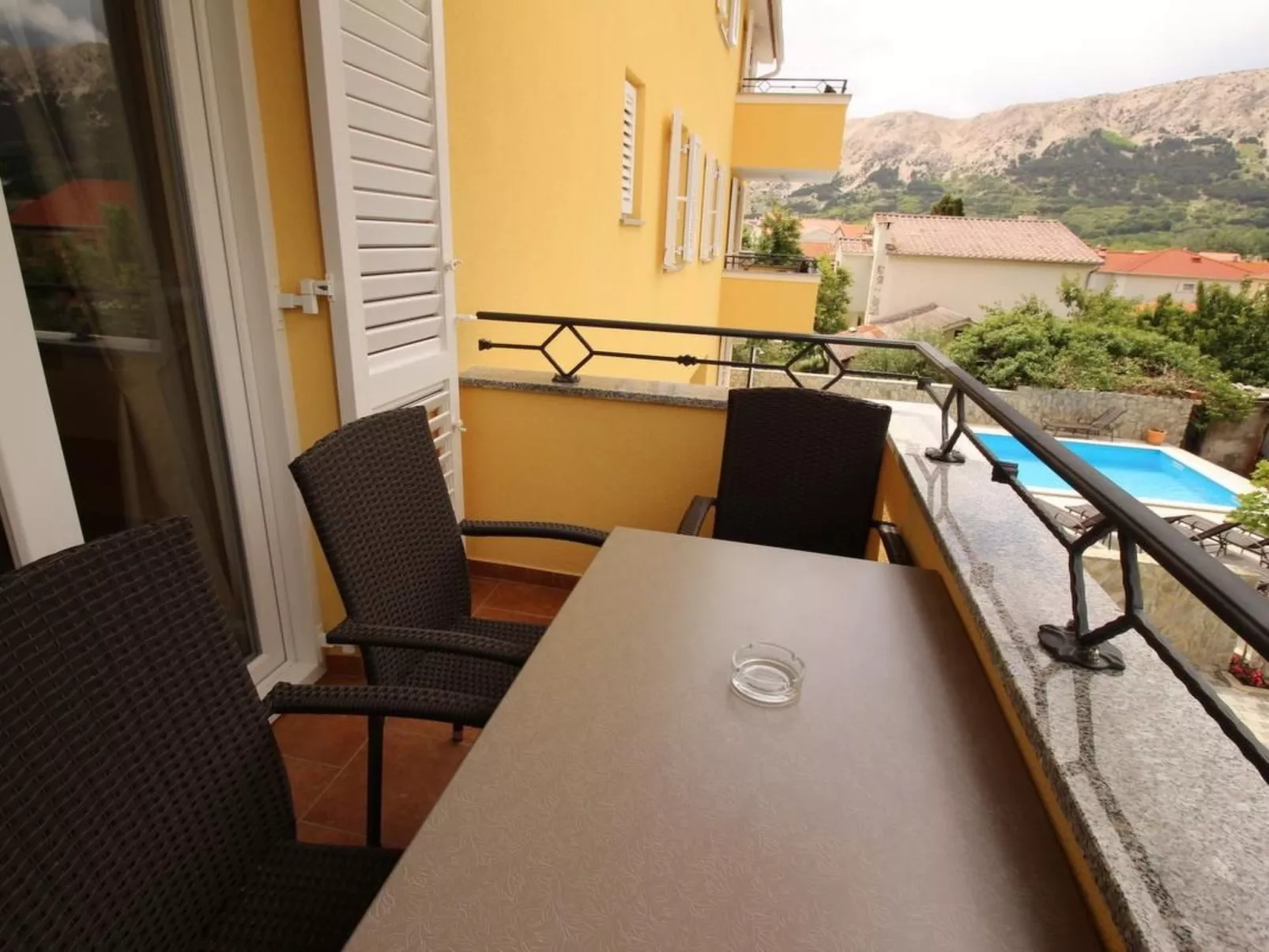 Gorica II A2+1 br.5-Buiten