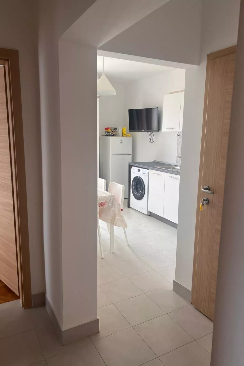 "Apartman Sea Breeze"-Image-tags.info