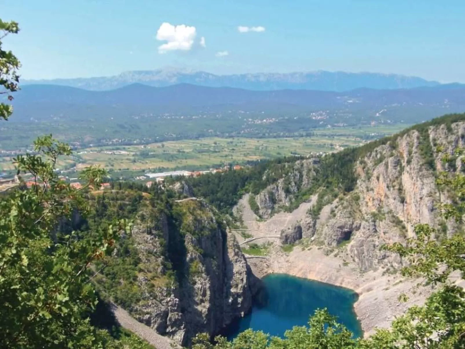 In der Nähe des Meeres und des Sees-Buiten