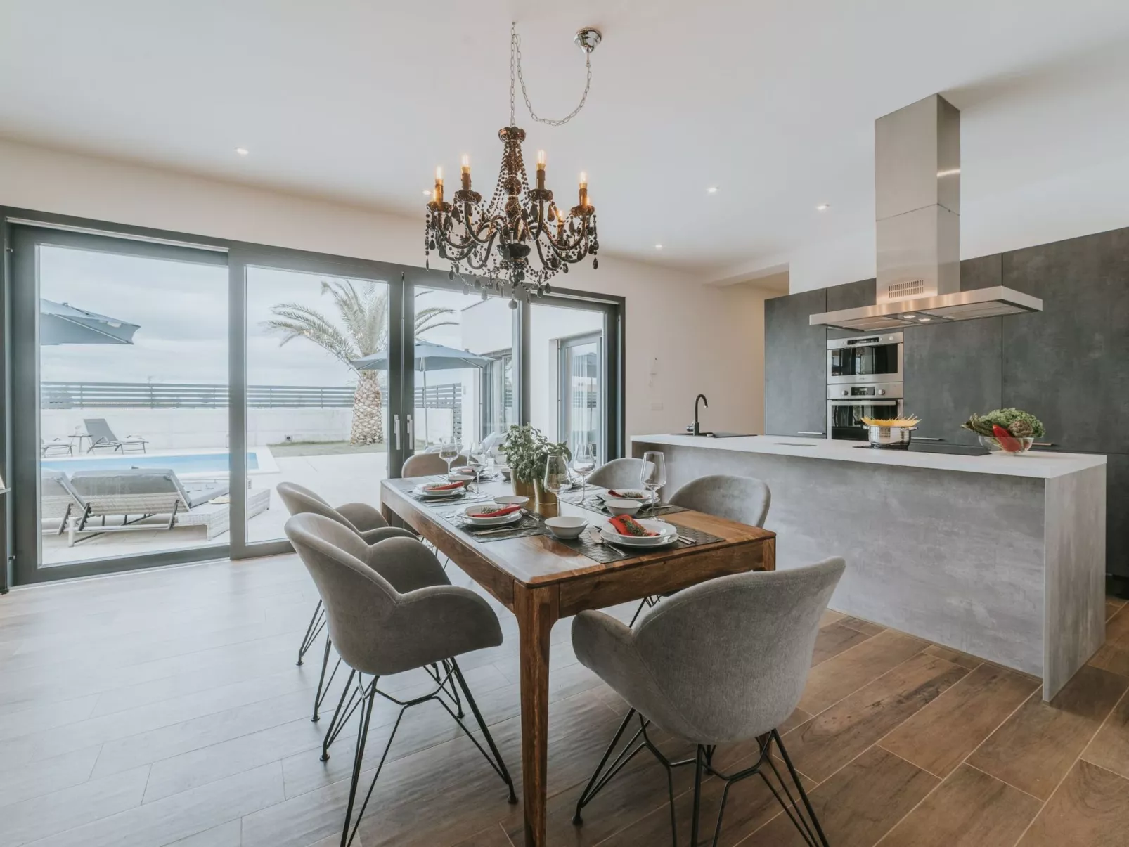 Haus in Novigrad mit privatem Pool-Image-tags.info